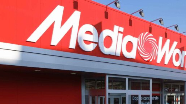 Lavoro Media world: assunzioni per commessi e magazzinieri, invio curriculum online