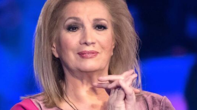 Isola dei Famosi, Iva Zanicchi sui naufraghi: 'Non valgono una cicca, si muovessero'.