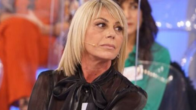 Uomini e Donne, Aurora Tropea contro lo show: 'L'ipocrisia regna sempre e vince'.