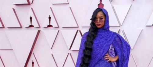 H.E.R o Halle Berry han sido algunas de las menos favorecidas de la noche (Instagram @oscars.awards.2021)