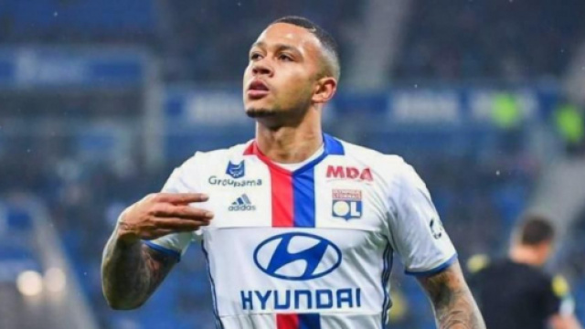 Memphis Depay, punta del Lione.