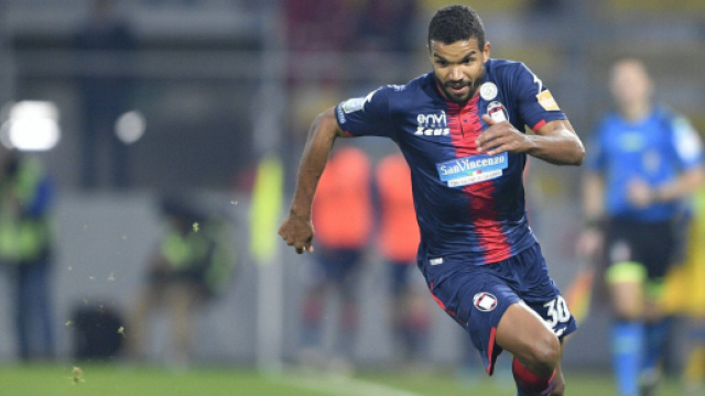 Crotone, sirene genoane per Simy e Messias - ilcalcioillustrato.it