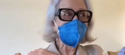 Fernanda Montenegro recebe segunda dose de vacina contra a Covid-19 (Reprodu&ccedil;&atilde;o/Instagram/@fernandamontenegrooficial)