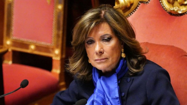 Casellati: 124 voli di Stato in un anno con il Falcon.