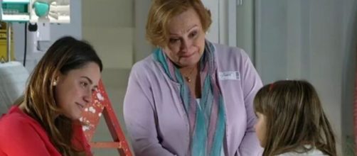 Ana, In&aacute; e J&uacute;lia em 'A Vida da Gente'. (Reprodu&ccedil;&atilde;o/TV Globo)