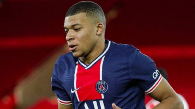 L'attaquant parisien Kylian Mbapp&eacute; sera pr&eacute;serv&eacute; pour la r&eacute;ception de Lens samedi. (Source : Twitter Kylian Mbapp&eacute;)