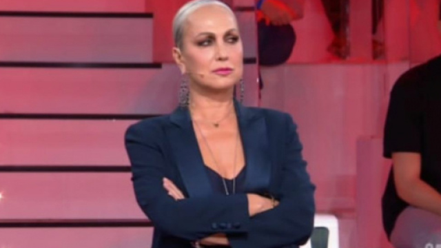 Amici, Alessandra Celentano sul 'mi piace' contro il format: 'Errore non mio, mi scuso'.