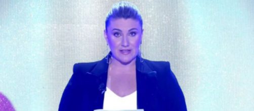 Telecinco ha emitido un comunicado para zanjar la pol&eacute;mica de los cobros de Roc&iacute;o Carrasco - (Twitter@telecincoes)