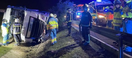 Cami&oacute;n volcado en Getafe (@112cmadrid)