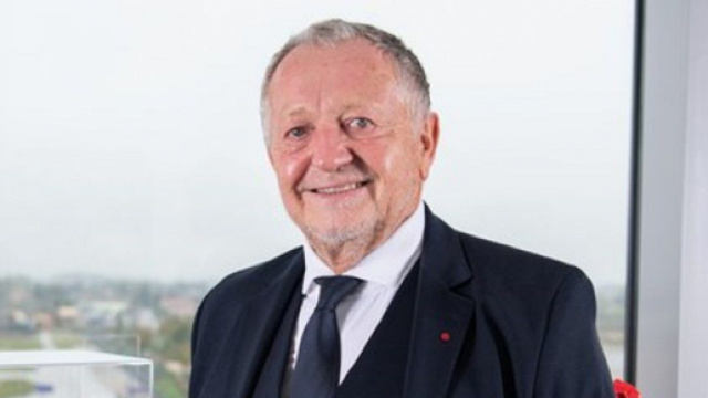 Jean-Michel Aulas traite un journaliste de L&rsquo;Equipe de "journaliste de quartier" (Credit Twitter : Jean-Michel Aulas)