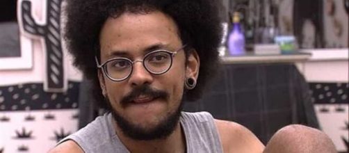 'BBB21': Jo&atilde;o chora em discurso sobre racismo (Reprodu&ccedil;&atilde;o/TV Globo)