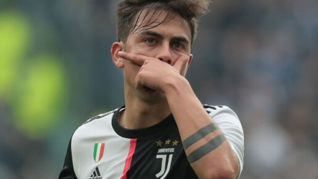 Dybala torna in campo e segna.