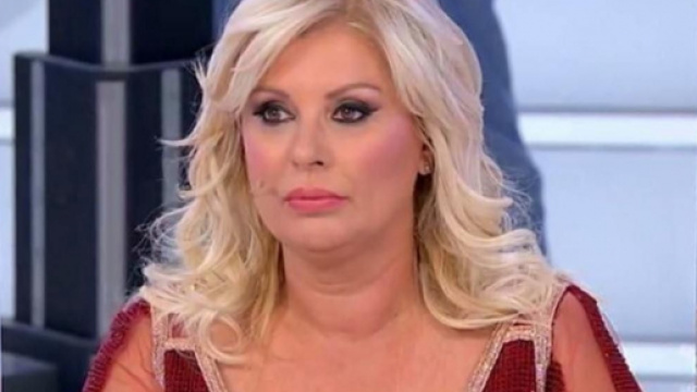 U&D, Tina Cipollari assente in studio, i fan: 'Manca come l'aria, senza lei noia pura'.
