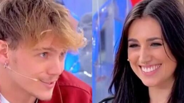 Uomini e donne, anticipazioni 7 aprile: Martina lascia lo studio, Giacomo la segue.