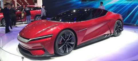 Auto elettriche: Byd, la società partecipata da Warren Buffett, vende più di Nio e Xpeng