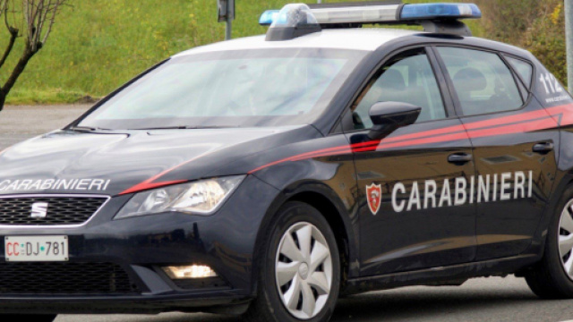 Giovane di Arezzo segregata in casa dai familiari.