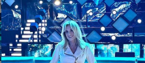 La tertuliana Bel&eacute;n Rodr&iacute;guez es recriminada por otros colaboradores (Instagram @be.belenrodriguez)