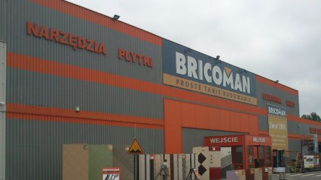 Bricoman cerca addetti vendita, alla cassa e magazzinieri, serve il diploma