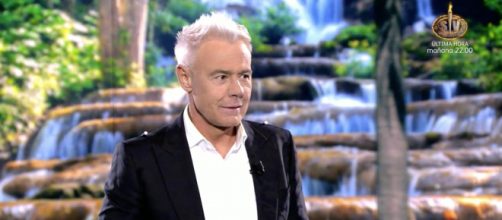 Jordi Gonz&aacute;lez al frente de su &uacute;ltimo proyecto televisivo (@Supervivientes)