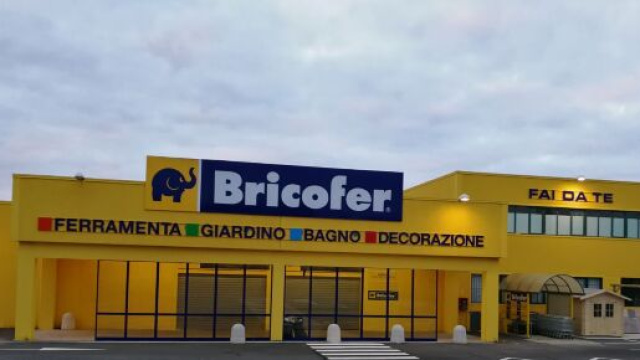 Assunzioni Bricofer per cassieri, invio curriculum online.