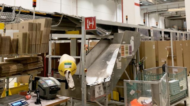 Amazon Italia: apertura di nuovi magazzini.