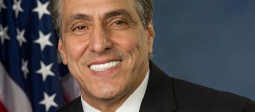 Lou Barletta in 2013 (Image source: Wikimedia Commons)