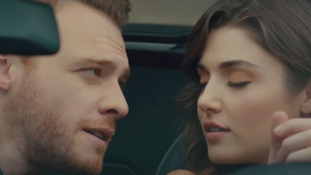 Love is in the air, trame Turchia, Eda odia Serkan: lui le ha revocato la borsa di studio.