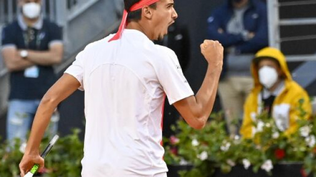 Internazionali d'Italia - Lorenzo Sonego in semifinale contro Djokovic, diretta tv su Sky