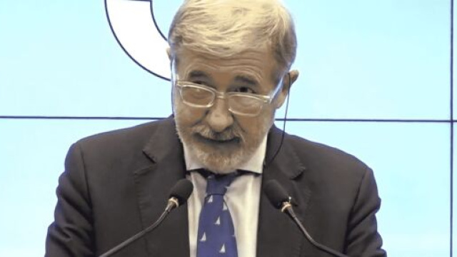 Malore per il sindaco Marco Bucci, cade e si rompe sei costole