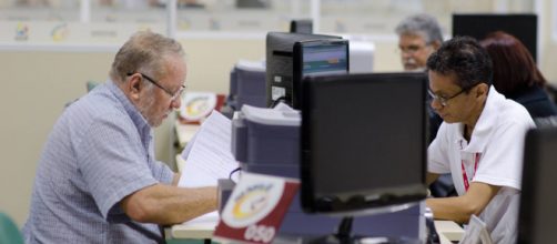 Calend&aacute;rio de prova de vida ser&aacute; retomado e segurados do INSS dever&atilde;o faz&ecirc;-la obrigatoriamente. (Arquivo Blasting News)