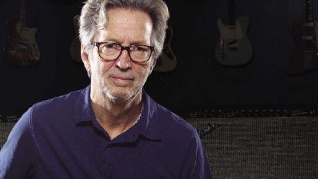 Covid, Eric Clapton ha ammesso di aver avuto problemi di salute dopo il vaccino.