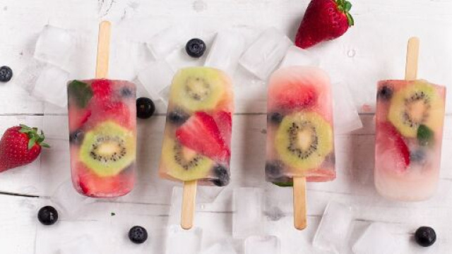Ghiaccioli alla frutta: freschi e genuini