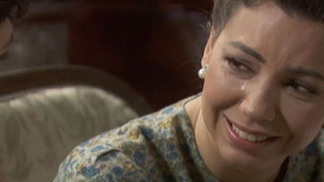 Il segreto, trame Spagna: Emilia confessa a Marcela di avere una grave malattia.