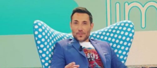 Antonio David fue despedido de la cadena tras la emisi&oacute;n de la docu-serie - (Instagram@antoniodavidflores)