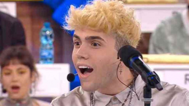 Amici 20, Aka7even vince sui social: &egrave; lui il pi&ugrave; amato del web.