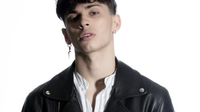 Amici 20, Deddy fa sold out con il primo concerto e aggiunge una nuova data.