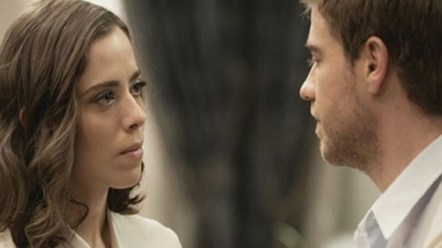 Il segreto, spoiler Spagna: Adolfo e Marta abbandonano Puente Viejo.