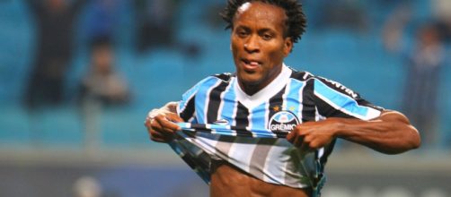 Gr&ecirc;mio j&aacute; fez grandes contrata&ccedil;&otilde;es em sua hist&oacute;ria (Lucas Uebel/Gr&ecirc;mio)