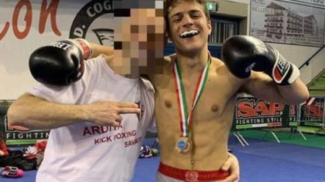 La ragazza presunta vittima di abusi da parte di Grillo e amici parla ai magistrati.