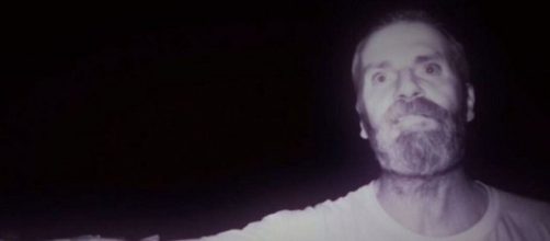 Carlos Alba pierde el reality al ser desenmascarado por Lara (Telecinco)