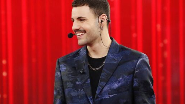 Amici 20, esce 'Focu meu' di Raffaele e sale in terza posizione su iTunes.