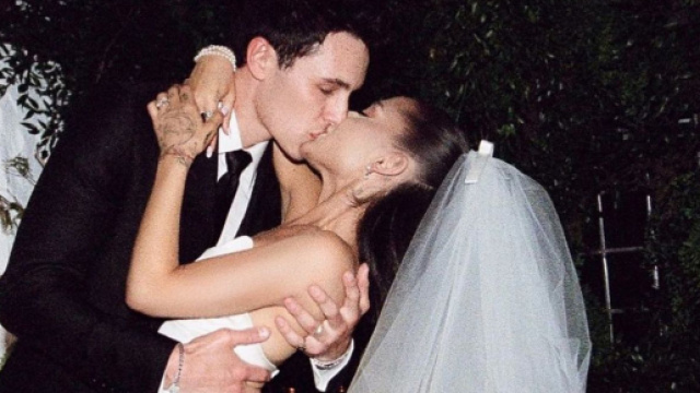 Ariana Grande svela il suo matrimonio a Vogue