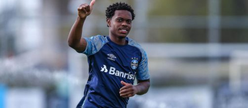 Ex-Gr&ecirc;mio, Lincoln &eacute; destaque no Santa Clara e desperta interesse do Porto (Lucas Uebel/Gr&ecirc;mio)