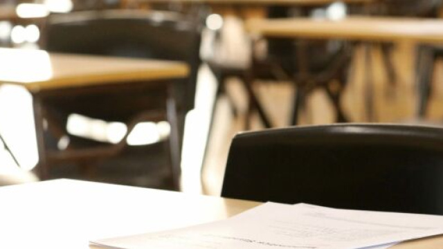 Dogane assunzioni per 1226 laureati e diplomati.