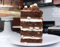 Hot chocolate cake with marshmallows recipe