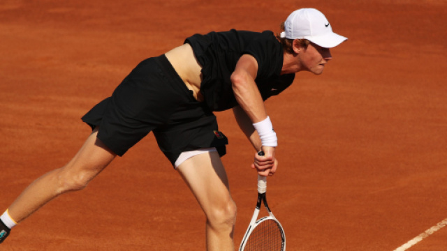 Jannik Sinner fa il suo esordio a Madrid.