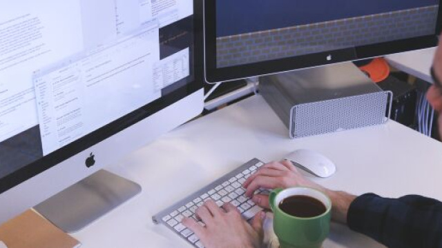 Assunzioni per esperti di diritto, manager, tecnici.