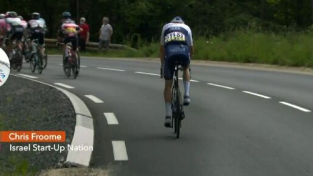 Chris Froome in difficolt&agrave; al Giro del Delfinato.
