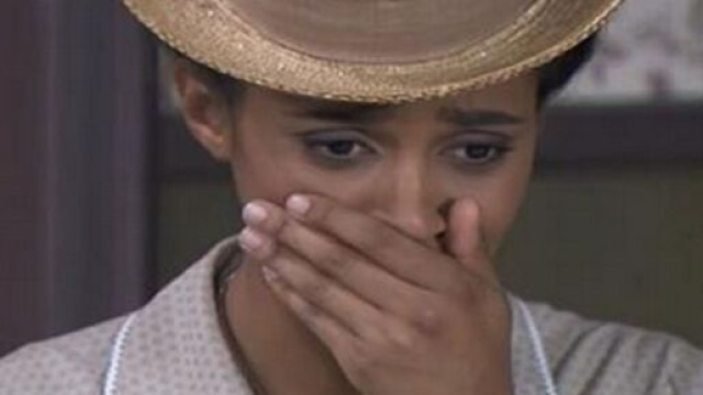 Una vita, trame Spagna: Marcia si allontana da Becerra dopo averlo smascherato.