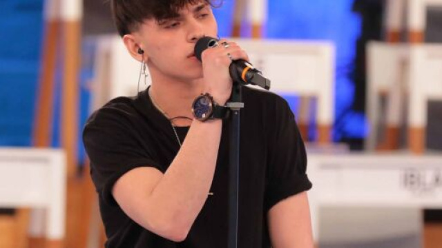 Amici 20, Deddy scoppia in lacrime.